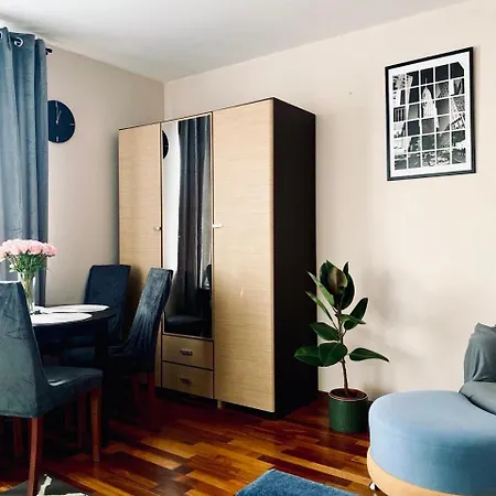 Three-Room Apartment On Skarbka Z Gor Warsaw Exterior photo