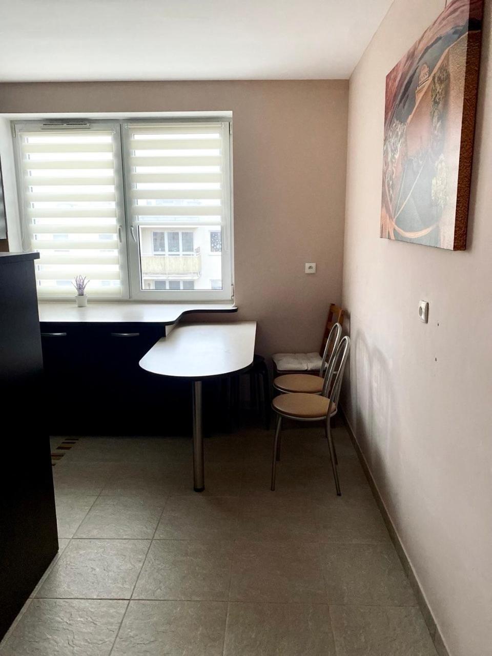 Three-room On Skarbka Z Gor Warsaw