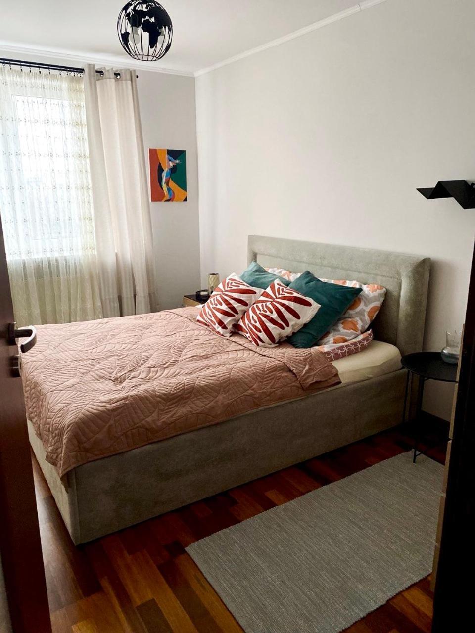 Three-room On Skarbka Z Gor *